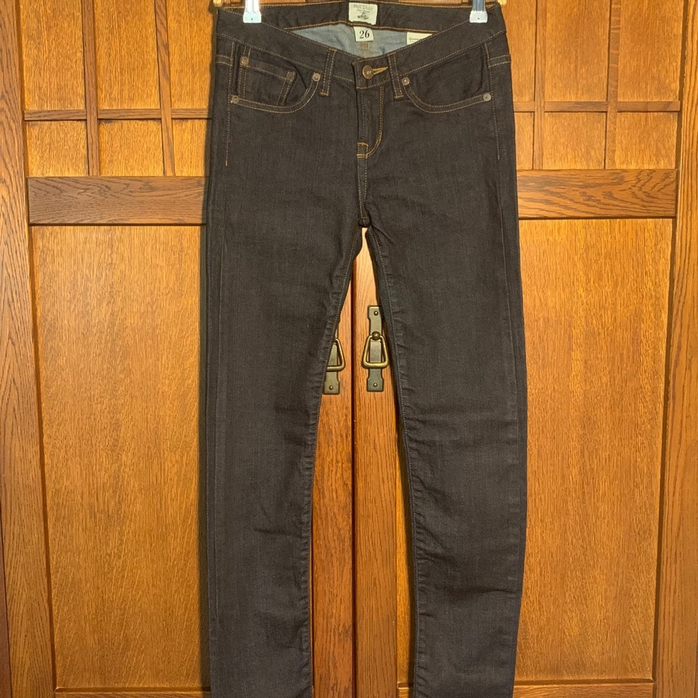 Rail car fine goods dark wash skinny jeans